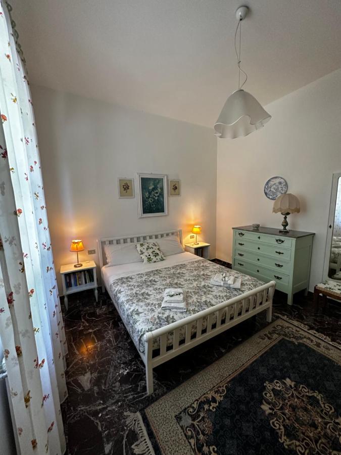 La Casa Dei Due Aranci Villa Albisola Superiore Bagian luar foto