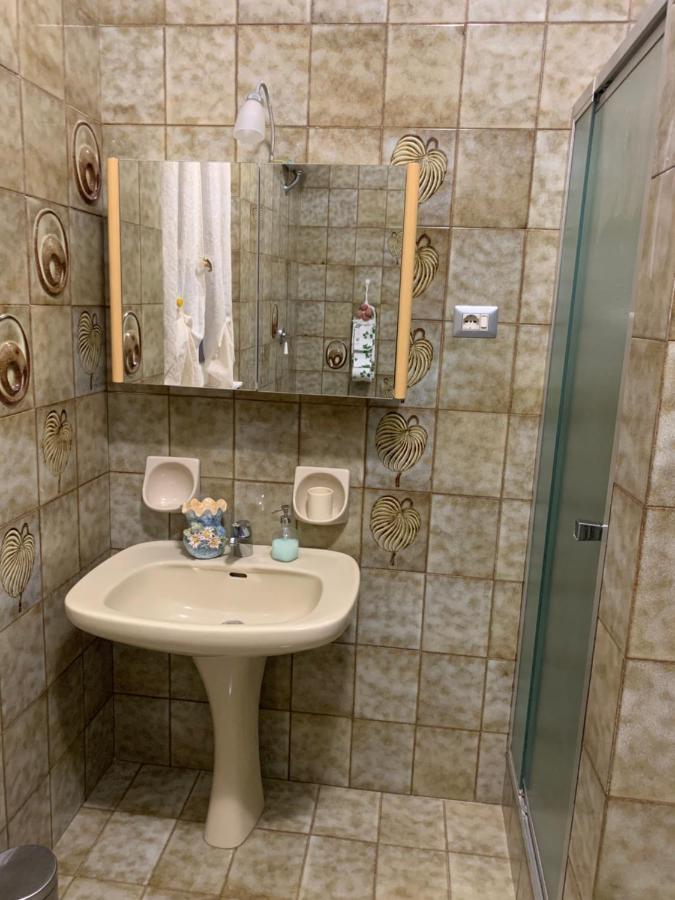 La Casa Dei Due Aranci Villa Albisola Superiore Bagian luar foto