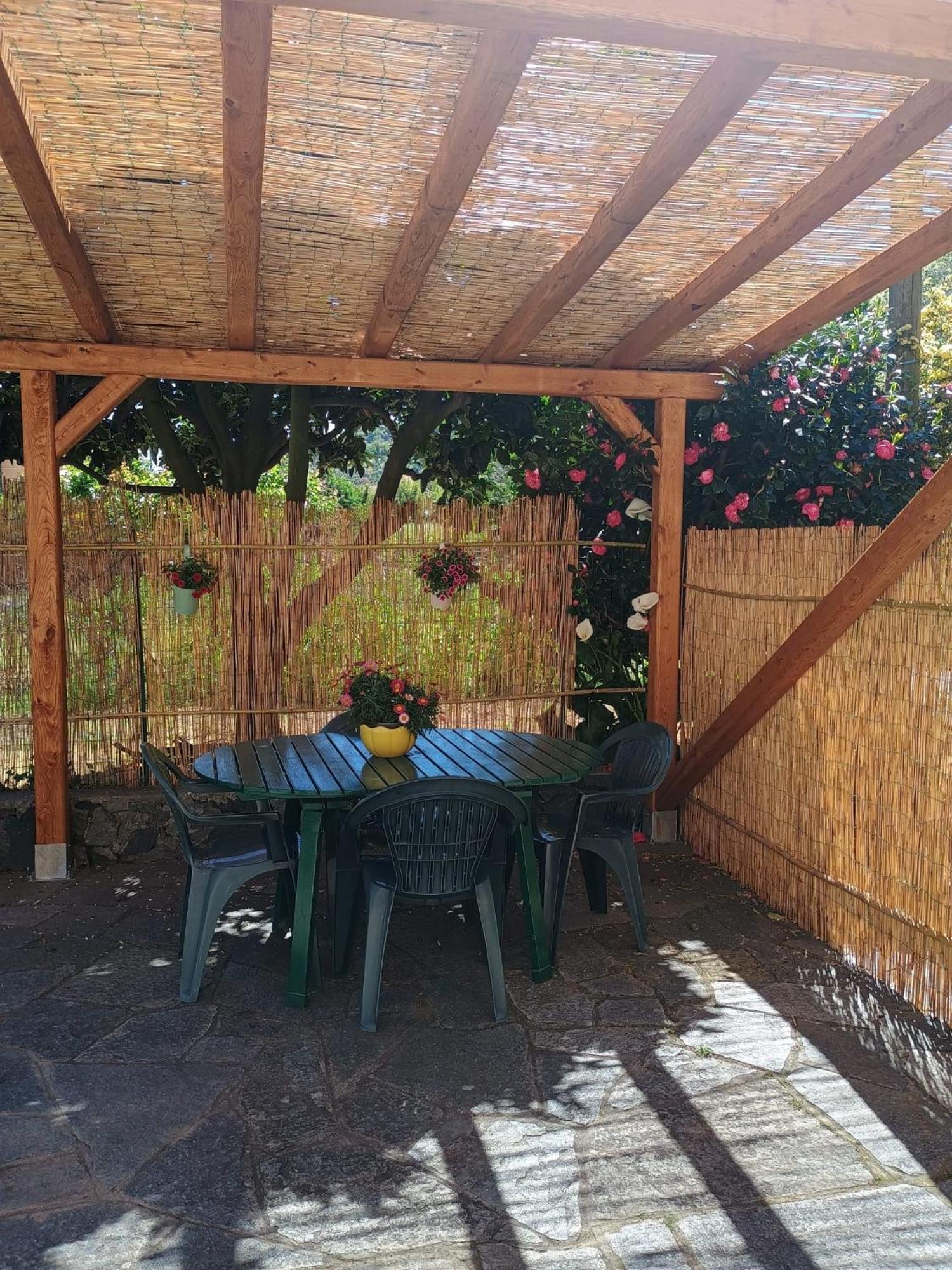 La Casa Dei Due Aranci Villa Albisola Superiore Bagian luar foto